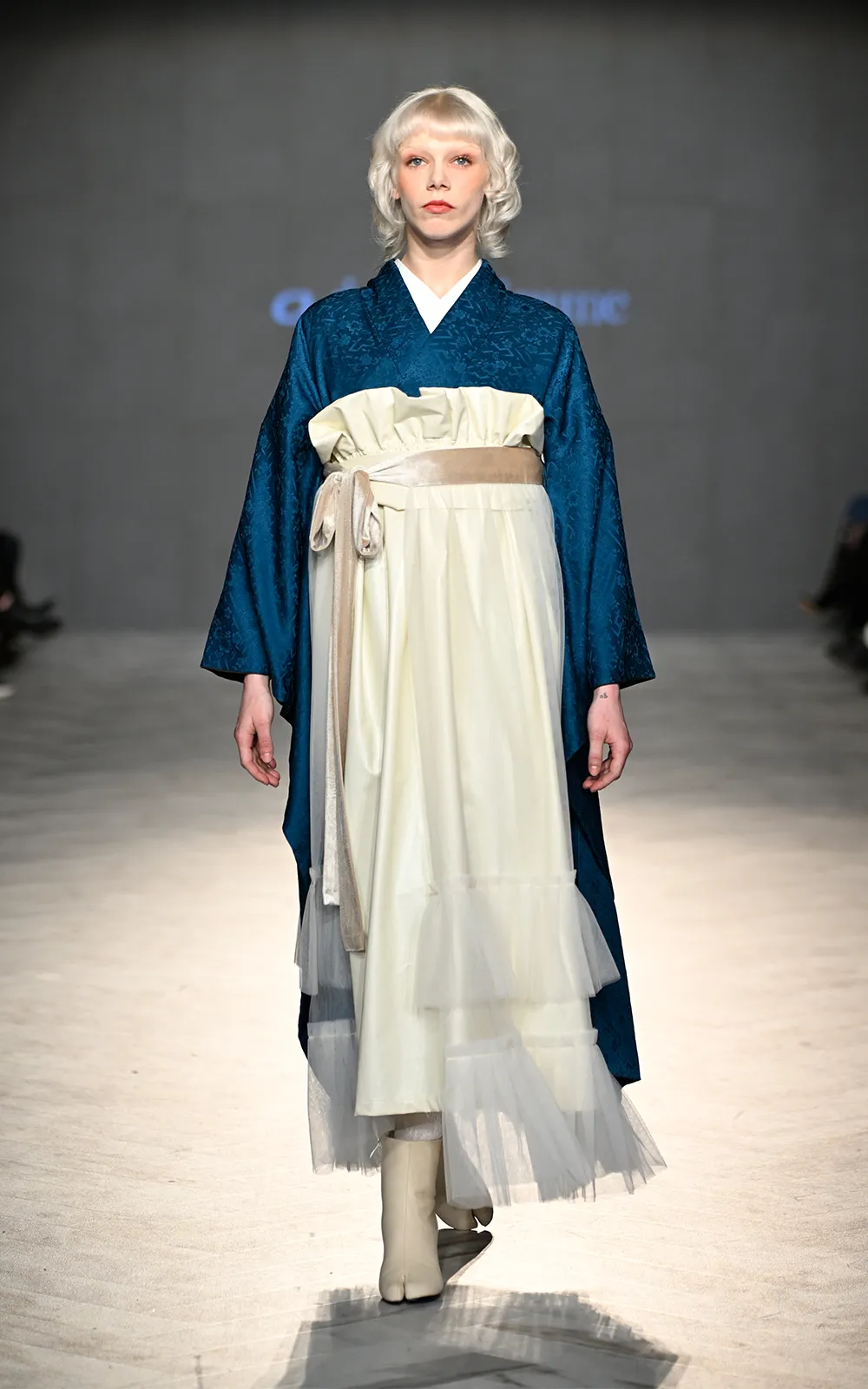 コレクションドレス メイン
